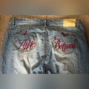 Plus size Apple bottom jeans size 16